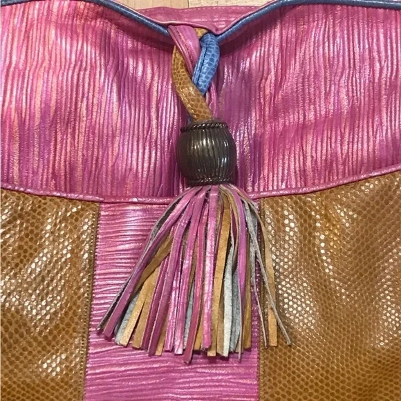 Vintage Sherif Leather Fabric Color Block Fringe Shoulder Bag Embossed